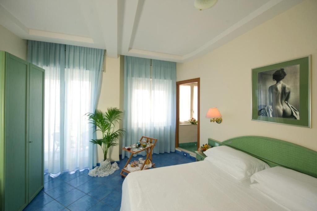 Hotel Pensione Reale 마이오리 객실 사진