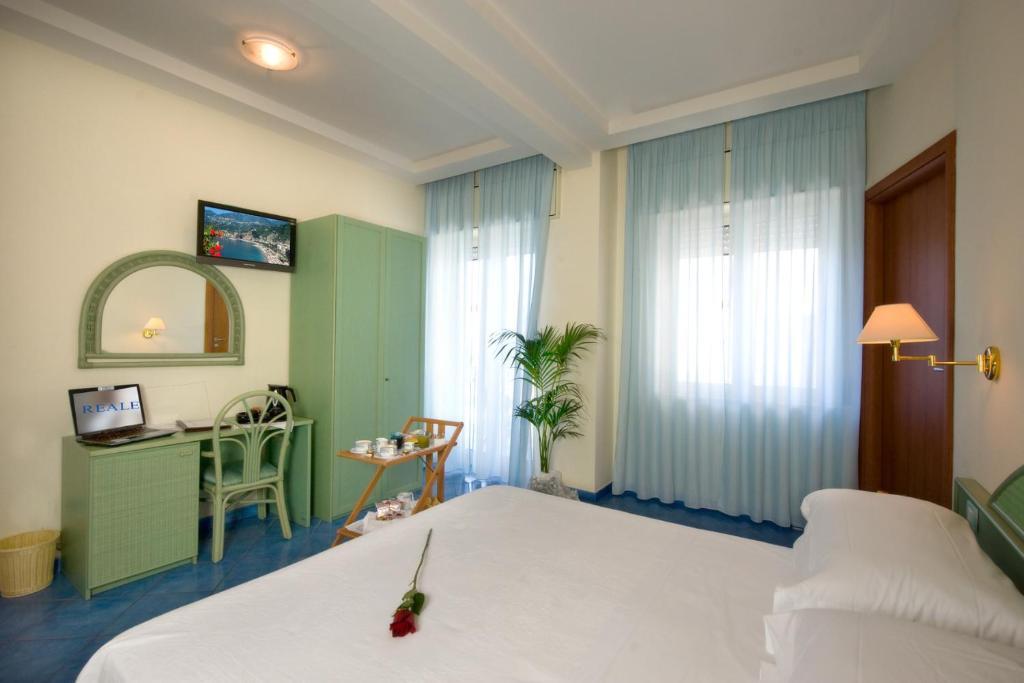 Hotel Pensione Reale 마이오리 객실 사진